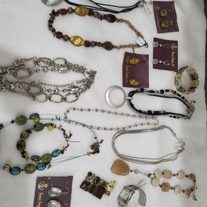 Huge Jewelery Lot